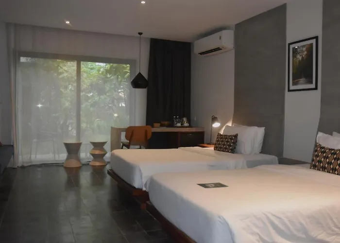 Hillocks & Siem Reap