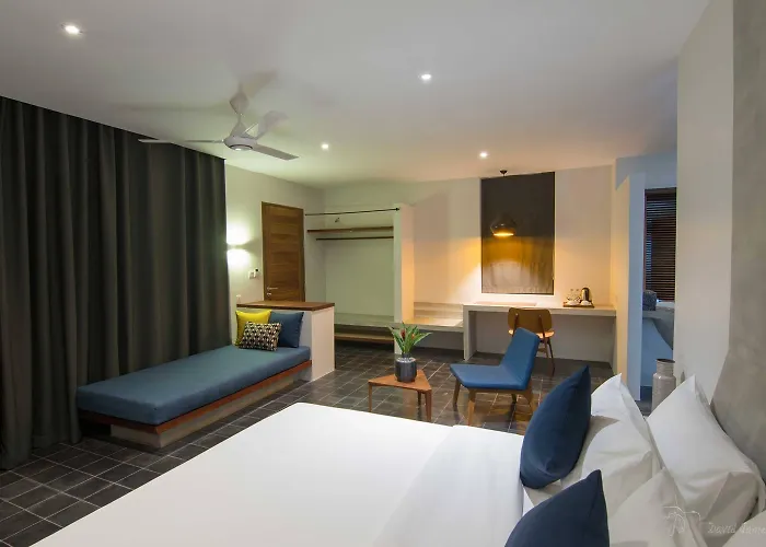 Hotel Hillocks & Siem Reap