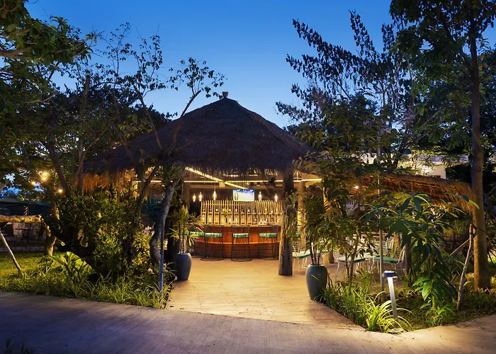 Hotel Hillocks & 5*