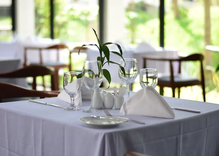 Hillocks & Hotel 5*