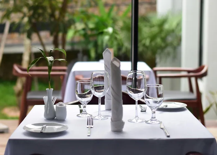 Hillocks & Hotel 5*