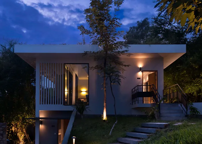Hillocks & Hotel Siem Reap